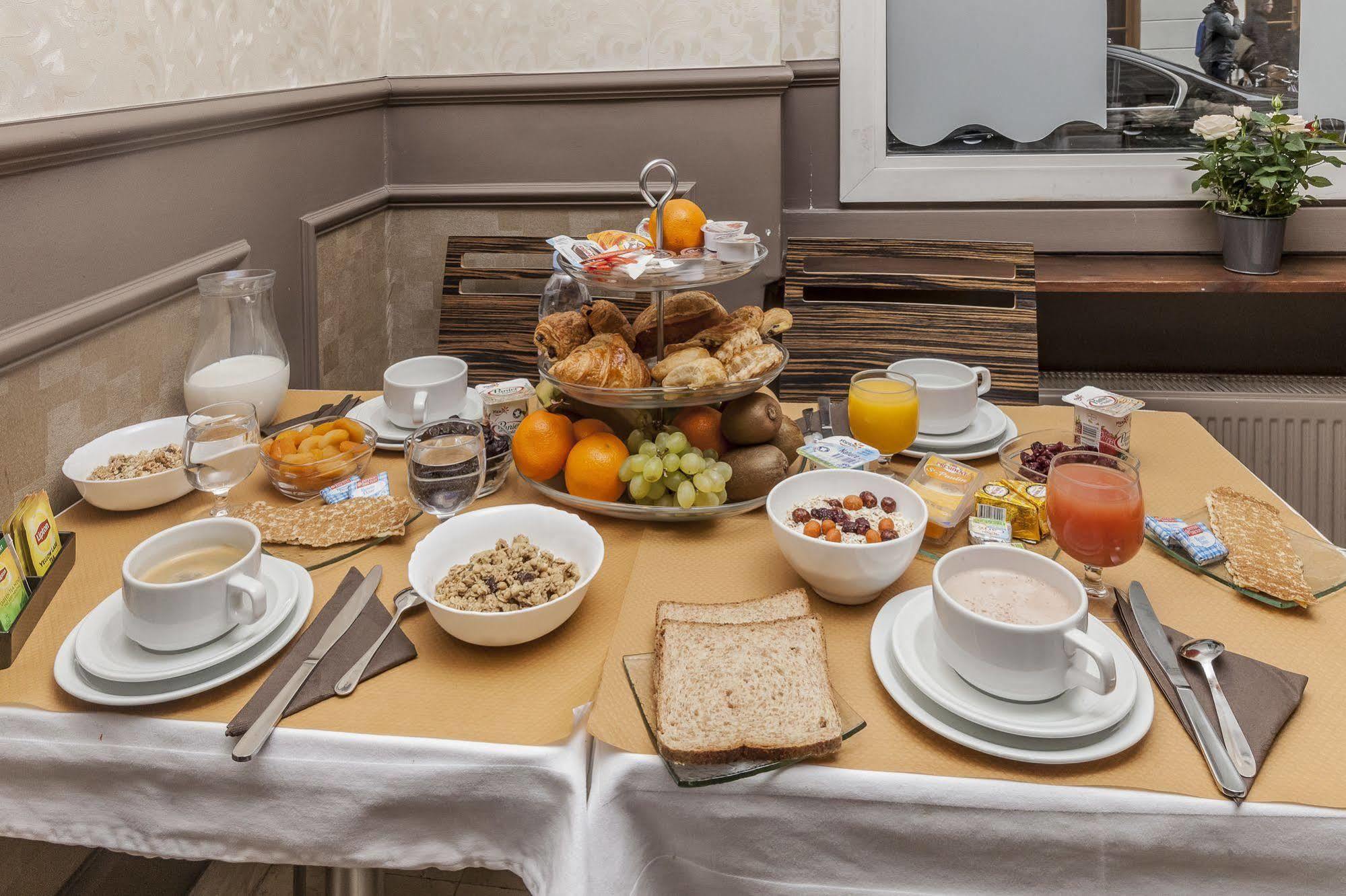Hotel Chabrol Opera Париж Екстериор снимка